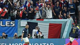 Tensions rise as Socceroos lose to France
