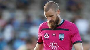 Red for Redmayne as Macarthur down Sydney in ALM