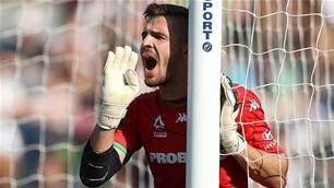 Sydney FC downed by nine-man Macarthur in A-League Men