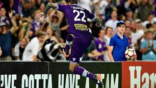 Taggart the hero as Glory snatch 2-2 draw against Jets