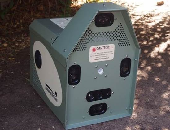 Conservationists use autonomous baiting device on feral cats