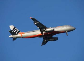 Jetstar hit by nationwide airport IT outage