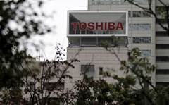 Toshiba cuts jobs, sheds assets to regain investor trust