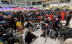 Drones paralyse British airport, grounding Christmas travellers