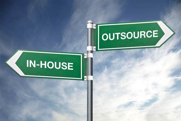 Govt accused of eroding IT by outsourcing