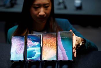 Samsung reveals 5G folding phone
