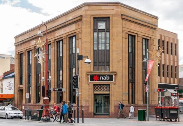 NAB outage drops mobile app, internet banking services