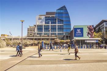 Melbourne Uni connects +700 apps in smart campus drive