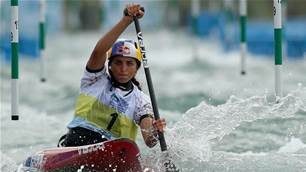 Fox takes out prestigious world paddling award