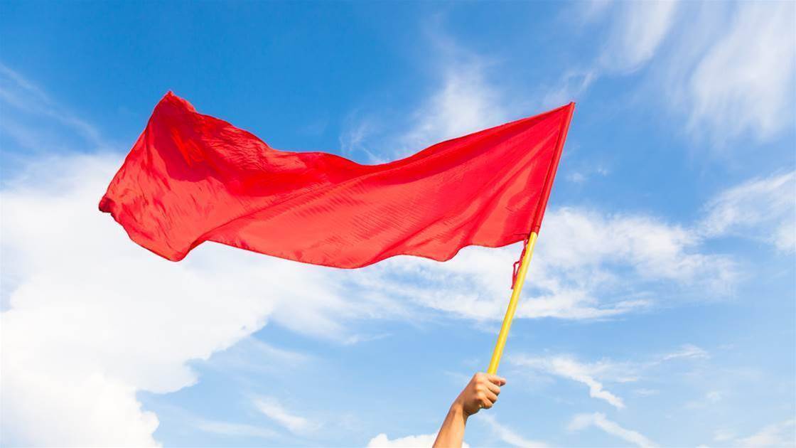 20 Red Flags Your Body Is Waving