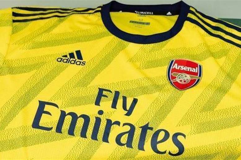Bruised Banana 2.0: The new Arsenal away strip is here!