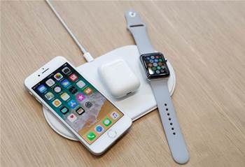EU lawmakers, with eye on Apple, call for common mobile charger