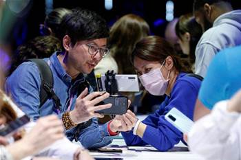 Samsung poised to benefit from China virus woes afflicting Apple, other rivals
