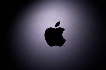 Apple not dominant in any market, senior executive says