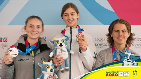 Against the odds! Two Aussie ice hockey girls medal at the Youth Olympics