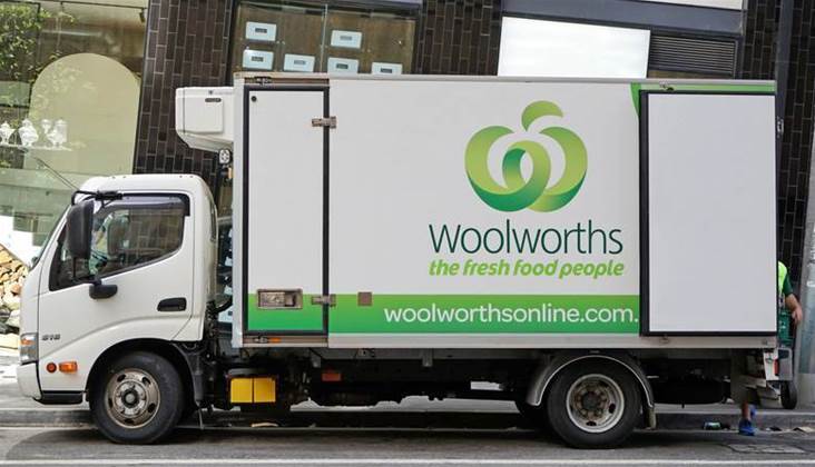 Inside Woolworths, Coles online delivery shutdown