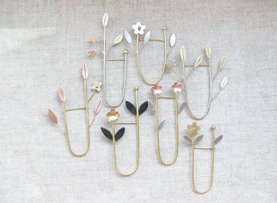 dainty floral brooches by ninin dainty floral brooches by ninin