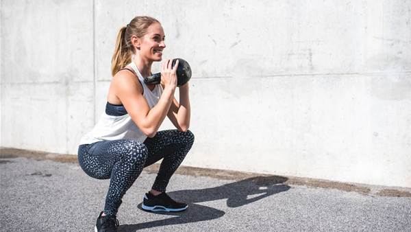 Here's how many squats you should do for a better butt