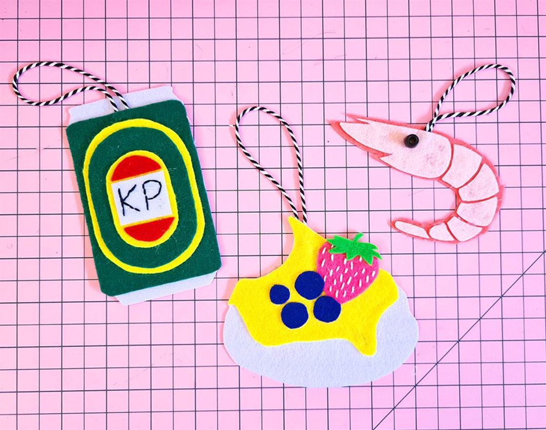 frankie exclusive diy: felt ornaments frankie exclusive diy: felt ornaments