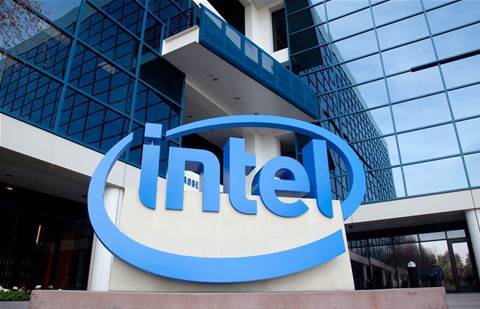 Intel reorgs groups, names new leaders