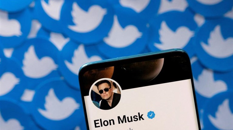 Twitter hits back at Musk, says no deal obligations breached
