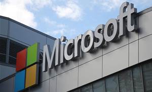 Microsoft soothes market fears with strong revenue growth forecast
