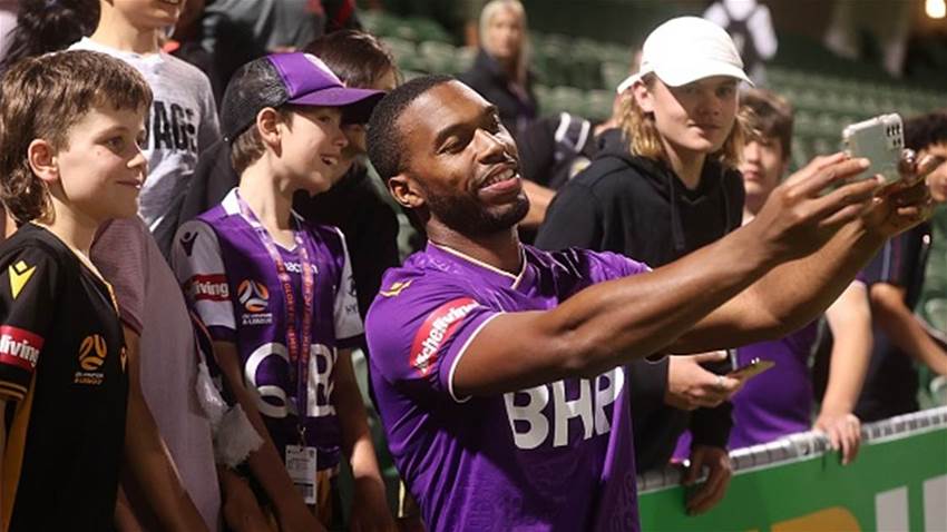 Sturridge shines as Glory draw with Western Sydney Wanderers Sturridge shines as Glory draw with Western Sydney Wanderers