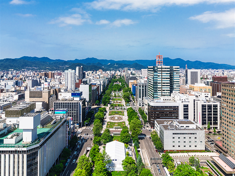 The City of Sapporo set up first hybrid cloud environment local government in Japan.