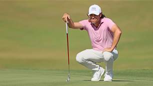 Baddeley remains in PGA Tour title hunt
