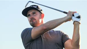 Putts fail to fall but Wood still on top in PNG