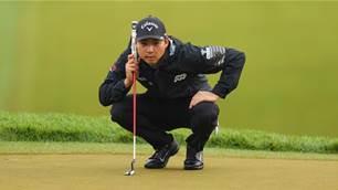 Needing a record to win, Min Woo continues to lead Aussies