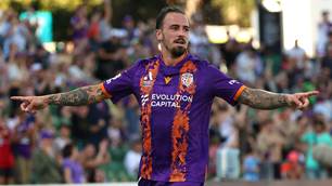 Glory daze: No owner, no coach and now no Ryan Williams