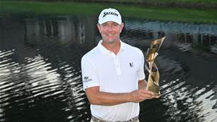 Glover goes back-to-back, Davis advances with top-10