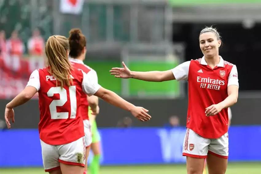 Arsenal's Foord and Catley make Champions League exit