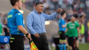 Wellington move six points clear after Glory stalemate