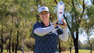 Hall streets the field to win by six shots in Dubbo