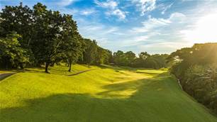 International Travel: Clark targets Australian golfers