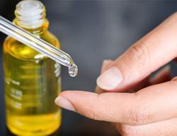 Why Vitamin E Oil Deserves a Spot in Your Routine