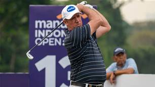 Nearing 50, Aussie veteran Hend sits second in Indonesia
