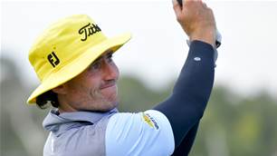 Gale storms to four-stroke lead at Sandbelt Invitational