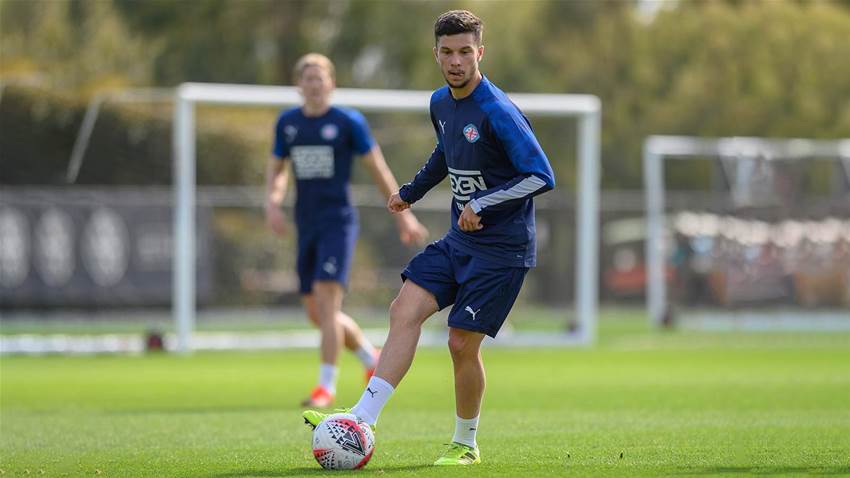 Aussie signs for Italian club Aussie signs for Italian club