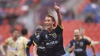 &#8216;Best left-back in the A-League': Mariners rookie attracting overseas interest
