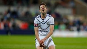 Victory land Ikonomidis, re-sign Kruse