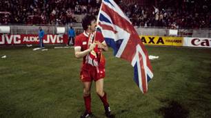 'Heartbroken': Liverpool EPL legend dead