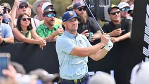 Mexican duo Ortiz, Ancer share LIV lead with Horsfield