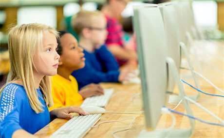 NSW Eğitim Bakanlığı okullarının web yenilemesi kayıt sayısını artırıyor