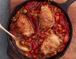 Simple, One-Pan Chicken Cacciatore Recipe