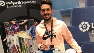 Superstar Neymar Jr picks Aussie D10 for Brazil showcase