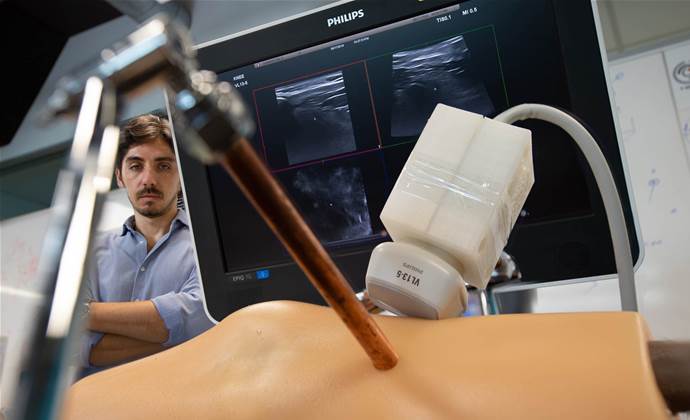 QUT developing multimodal imaging system for robot surgeons