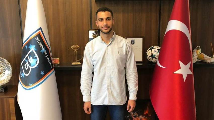 Aussie goalkeeper signs with Turkish Super Lig club